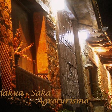 Perlakua Saka Villa Deba Bagian luar foto
